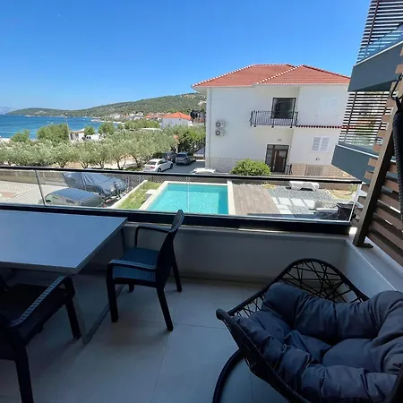شقة Sea Ii - Modern With Pool - 30 Meters From The سلاتين